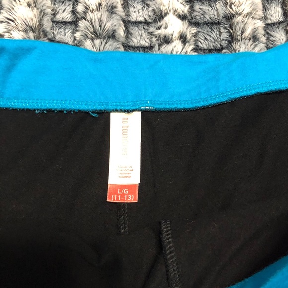 No Boundaries Yoga shorts set of 3 - Picture 4 of 4